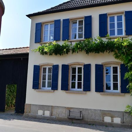 Hotel Gastehaus & Weingut Gehrig Weisenheim am Sand Exterior foto