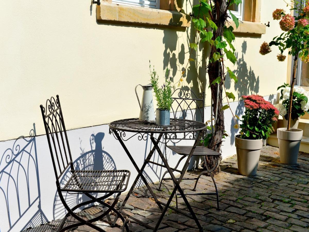 Gaestehaus & Weingut Gehrig Weisenheim am Sand Exterior foto